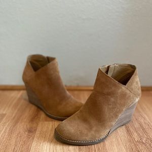 Tan booties size 7